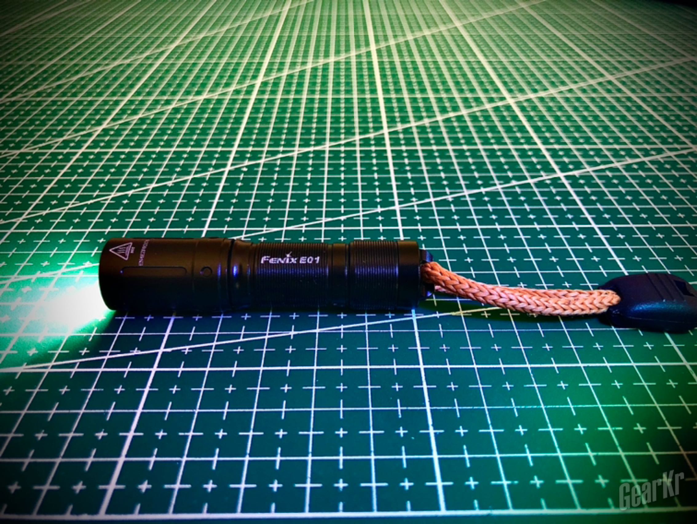最小不代表简陋——fenix E01 V2.0迷你钥匙扣手电