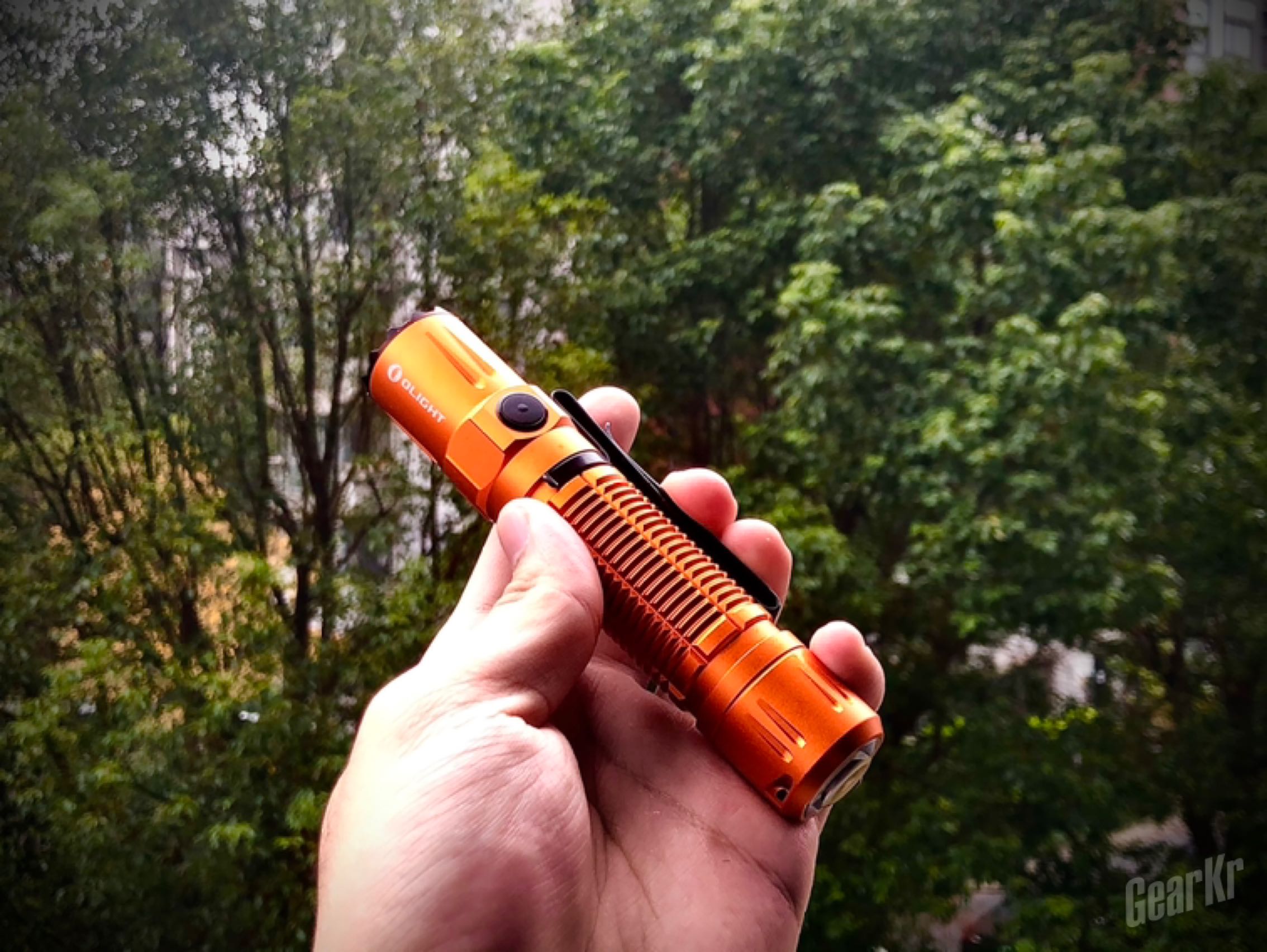 靓丽的贴身卫士——olight m2r pro橙色限量版