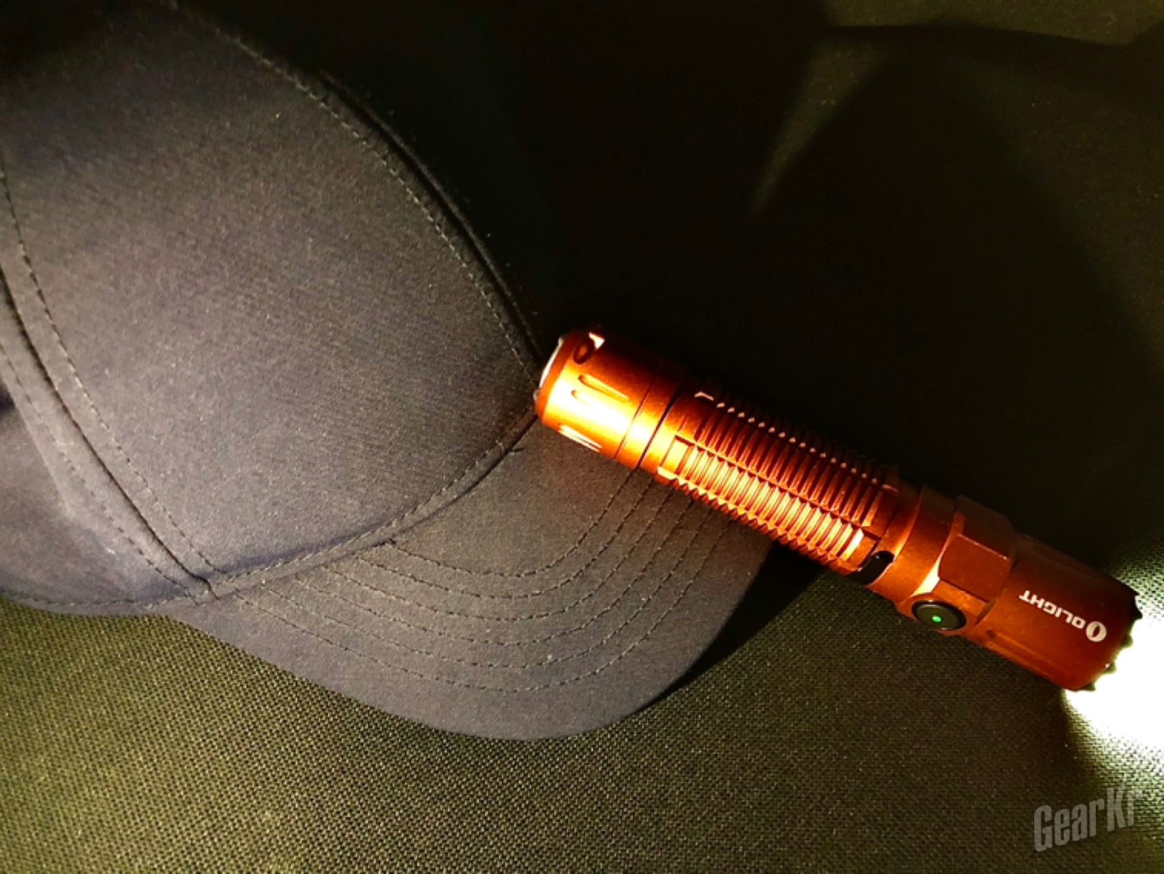 靓丽的贴身卫士——olight m2r pro橙色限量版
