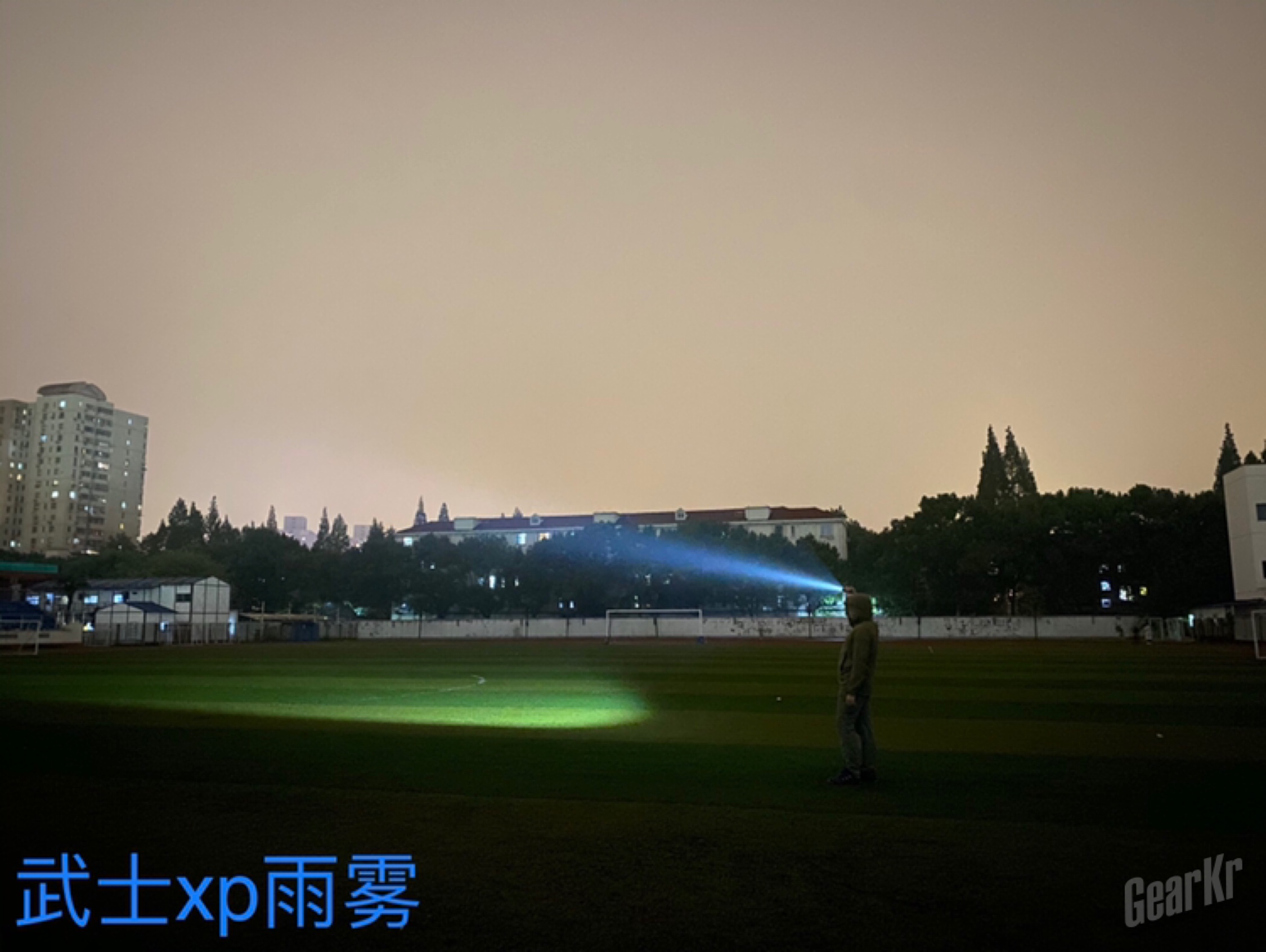 靓丽的贴身卫士——olight m2r pro橙色限量版
